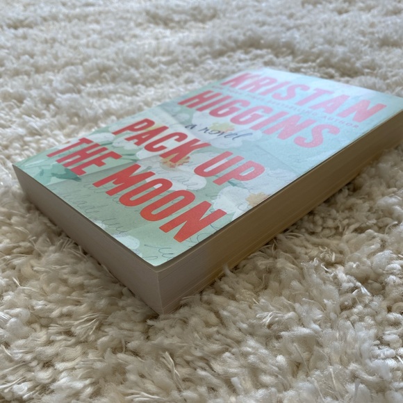 Pack Up the Moon by Kristan Higgins - Picture 3 of 3